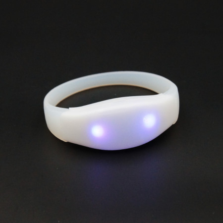 Bracelet lumineux qui s'illumine avec l'intensité de la musique, du son