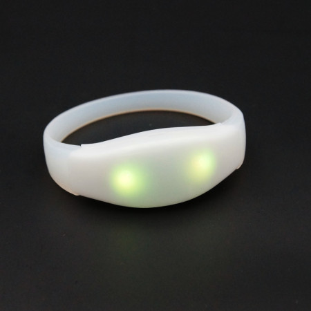 Bracelet lumineux qui s'illumine avec l'intensité de la musique, du son, led rgb change de couleur