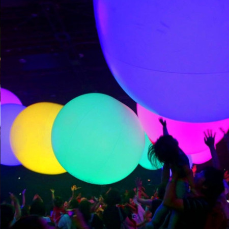 Ballon Géant Lumineux LED Multicolore - PVC pour évènement concert festival