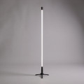 Tube néon LED 134cm sur pied avec télécommande